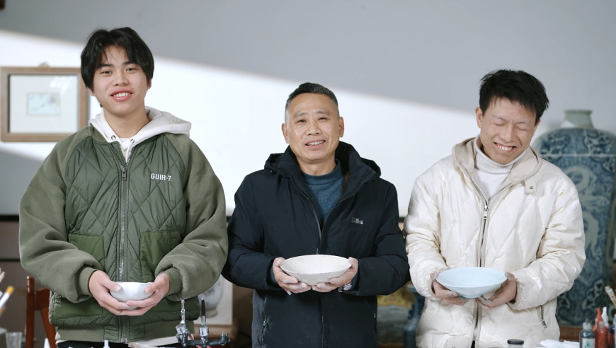 管家婆最准一肖一码1OO%,特朗普分别威胁乌俄,最新答案解释落实_工具版V13.34